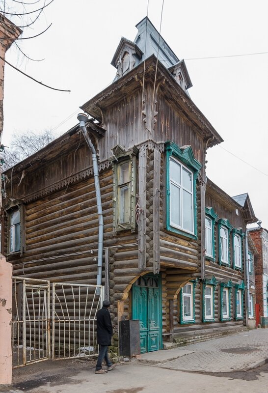 Деревянный дом по ул.Кирова