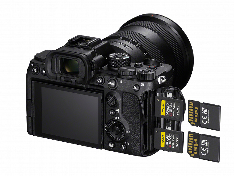 Представлена полнокадровая беззеркальная камера Sony a7S III